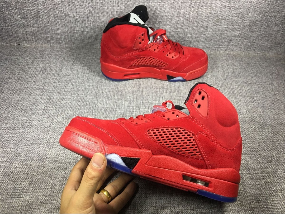 JORDAN 5 RETRO x RED SUEDE - Phantom Kicks