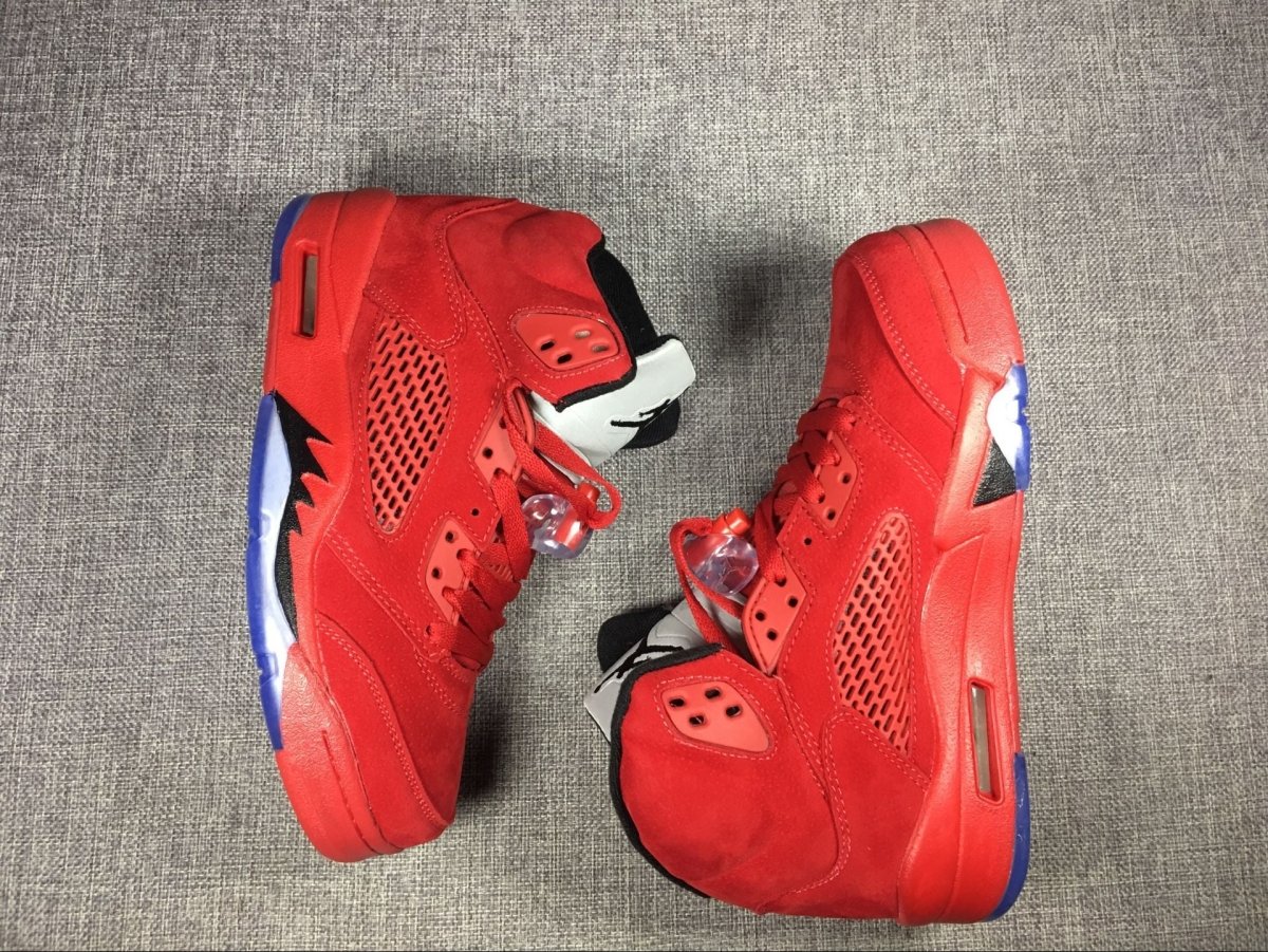 JORDAN 5 RETRO x RED SUEDE - Phantom Kicks