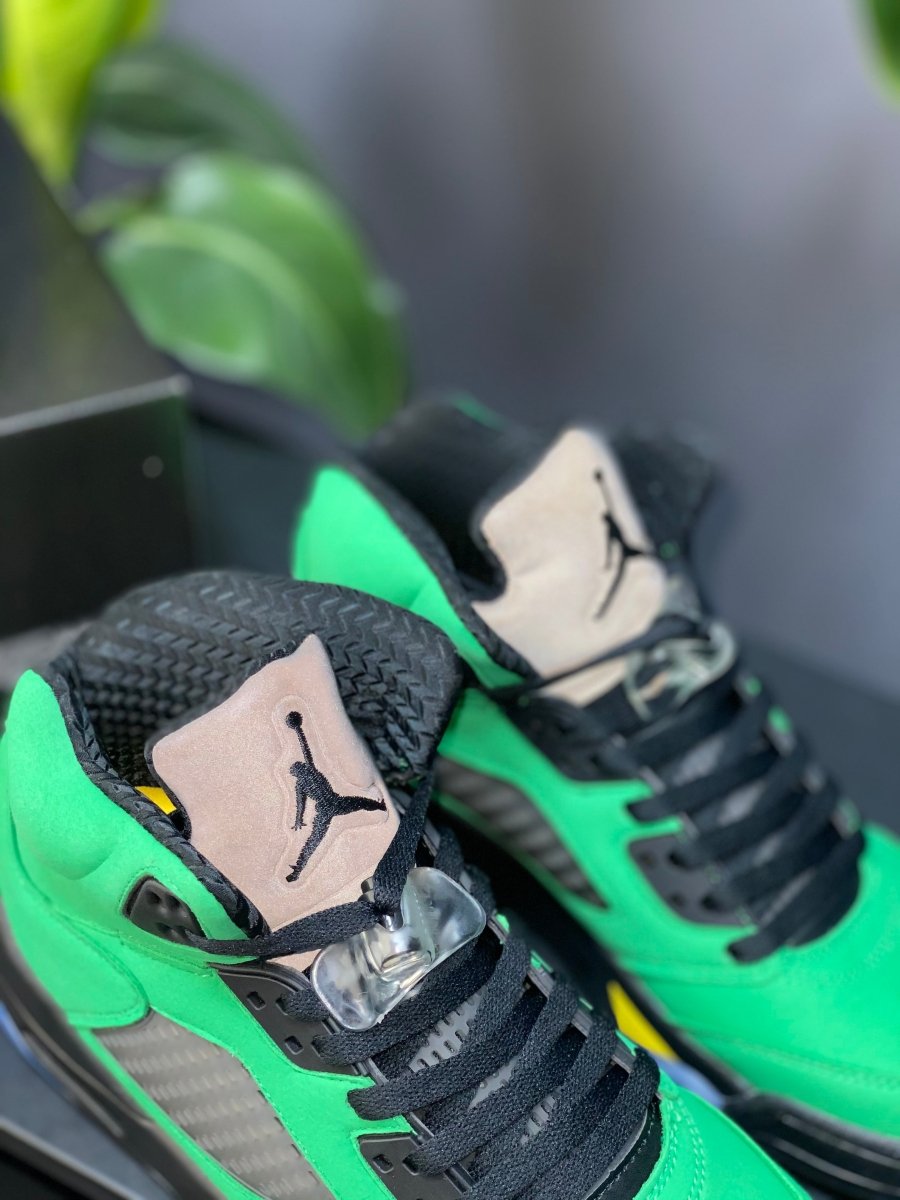 JORDAN 5 RETRO x SE OREGON - Phantom Kicks