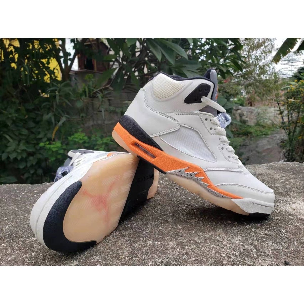 JORDAN 5 RETRO x SHATTERED BACKBOARD - Phantom Kicks