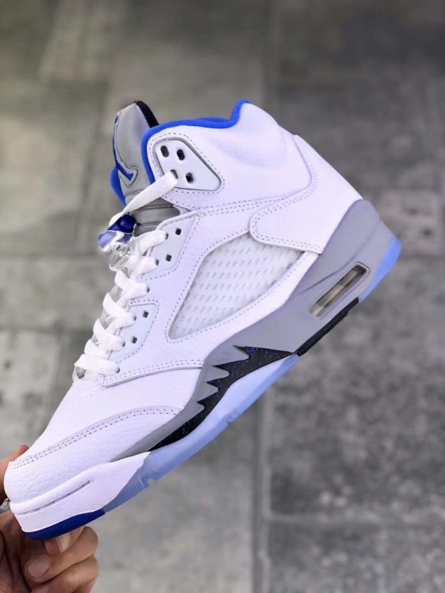 JORDAN 5 RETRO x WHITE STEALTH - Phantom Kicks