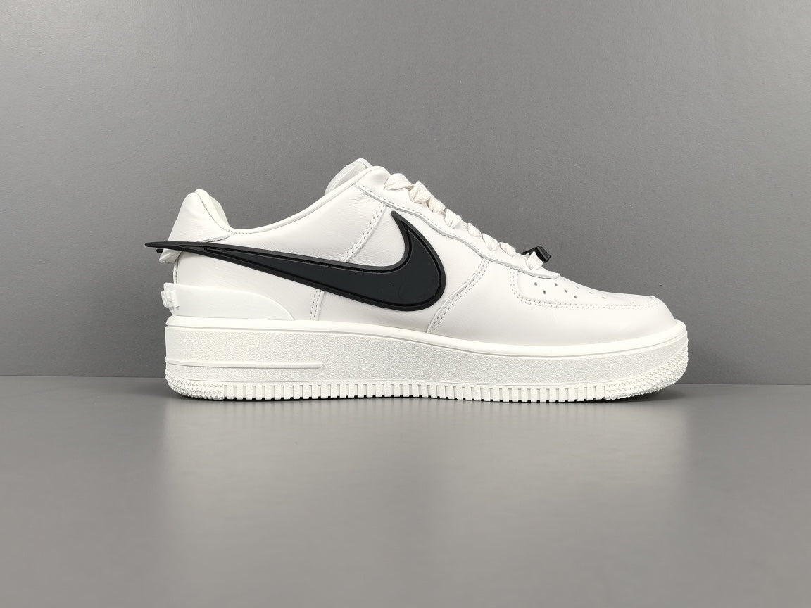 NIKE AIR FORCE 1 x AMBUSH PHANTOM - Phantom Kicks
