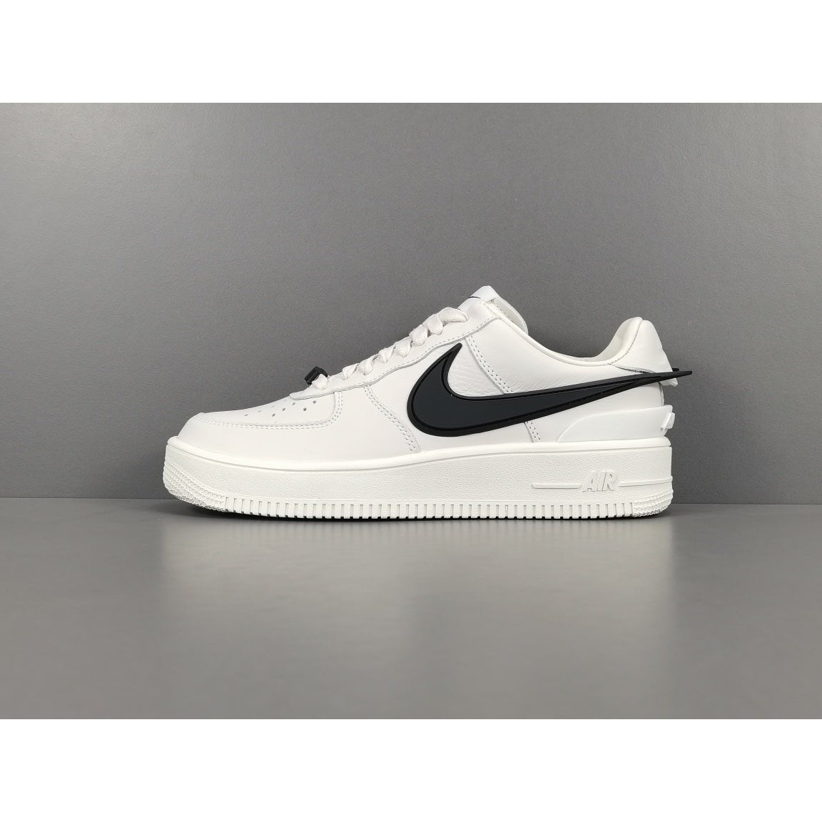 NIKE AIR FORCE 1 x AMBUSH PHANTOM - Phantom Kicks