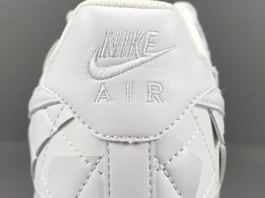 NIKE AIR FORCE 1 x BILLIE EILISH TRIPLE WHITE - Phantom Kicks