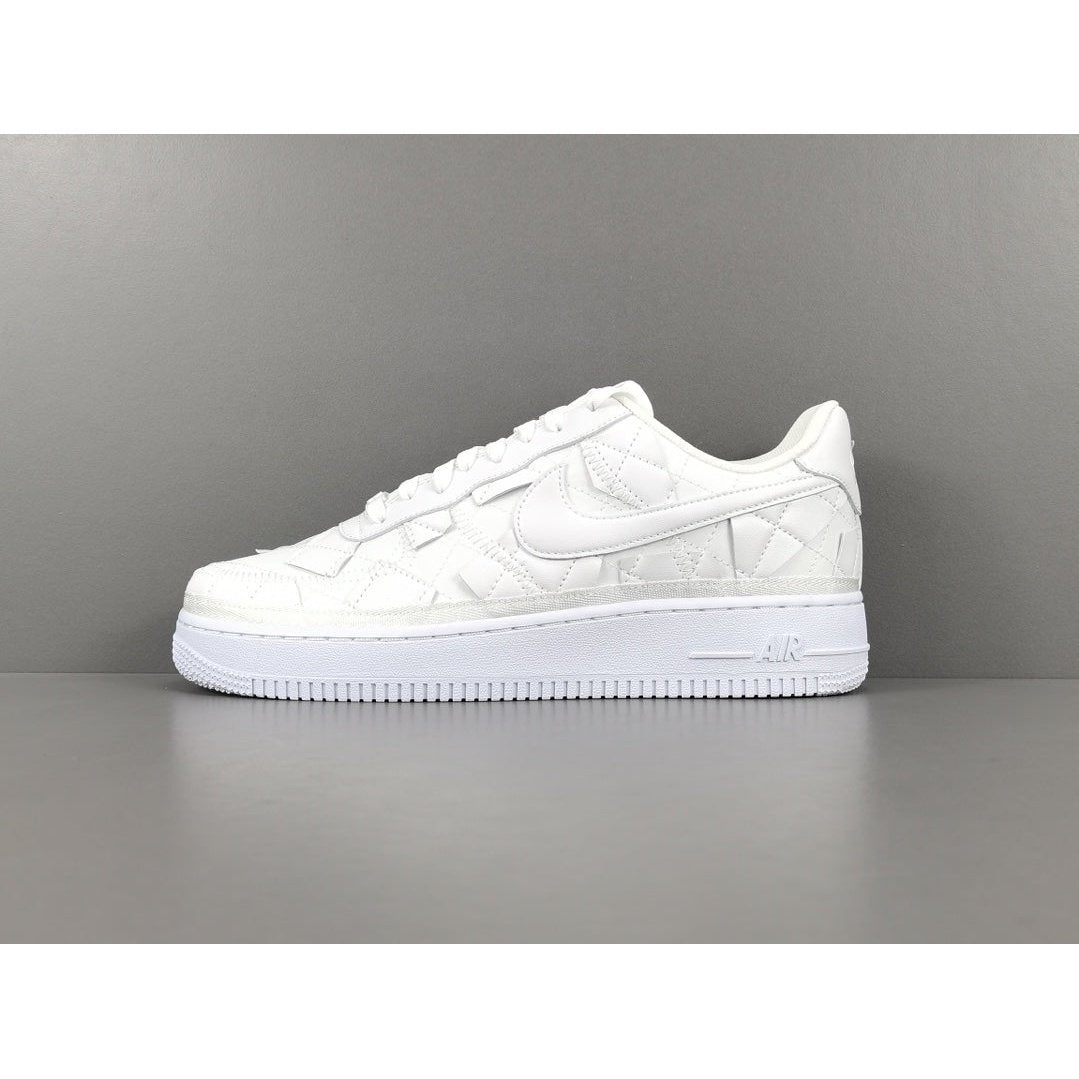 NIKE AIR FORCE 1 x BILLIE EILISH TRIPLE WHITE - Phantom Kicks