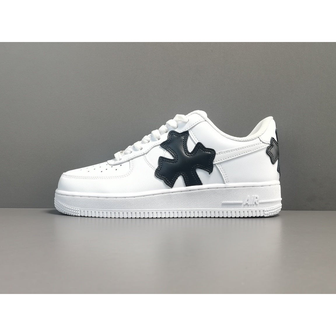 NIKE AIR FORCE 1 x CHROME HEARTS - Phantom Kicks