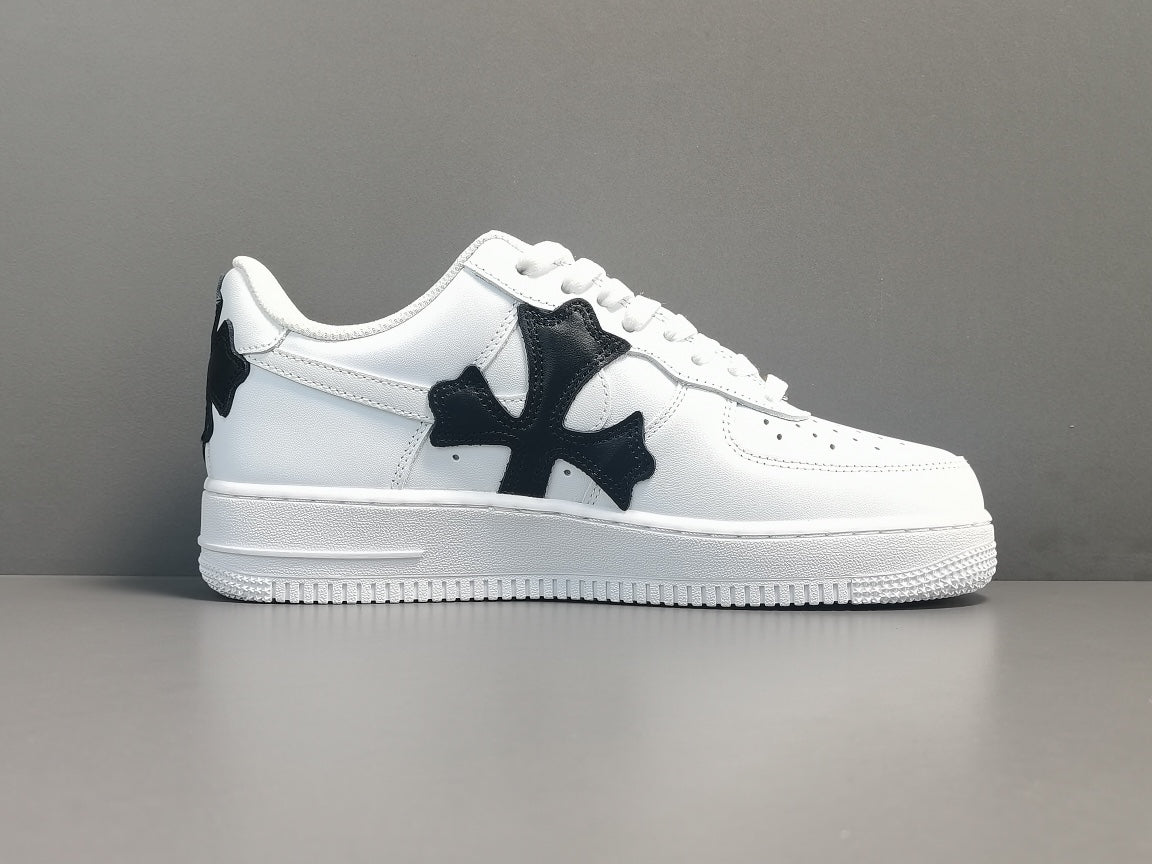 NIKE AIR FORCE 1 x CHROME HEARTS - Phantom Kicks