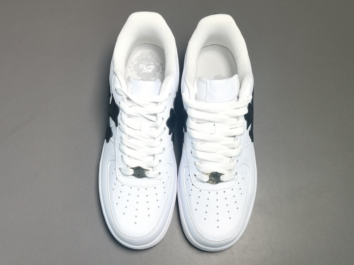 NIKE AIR FORCE 1 x CHROME HEARTS - Phantom Kicks