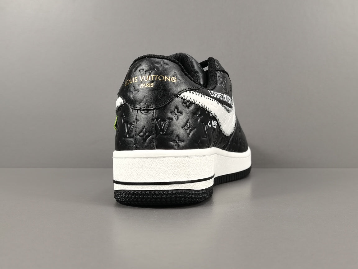 NIKE AIR FORCE 1 x LOUIS VUITTON BLACK - Phantom Kicks