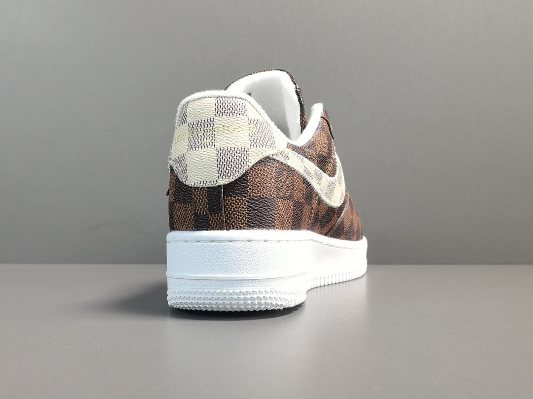 NIKE AIR FORCE 1 x LOUlS VUlTTON BROWN/WHITE - Phantom Kicks