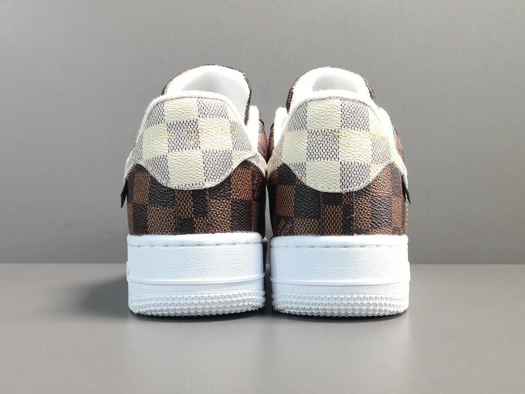 NIKE AIR FORCE 1 x LOUlS VUlTTON BROWN/WHITE - Phantom Kicks
