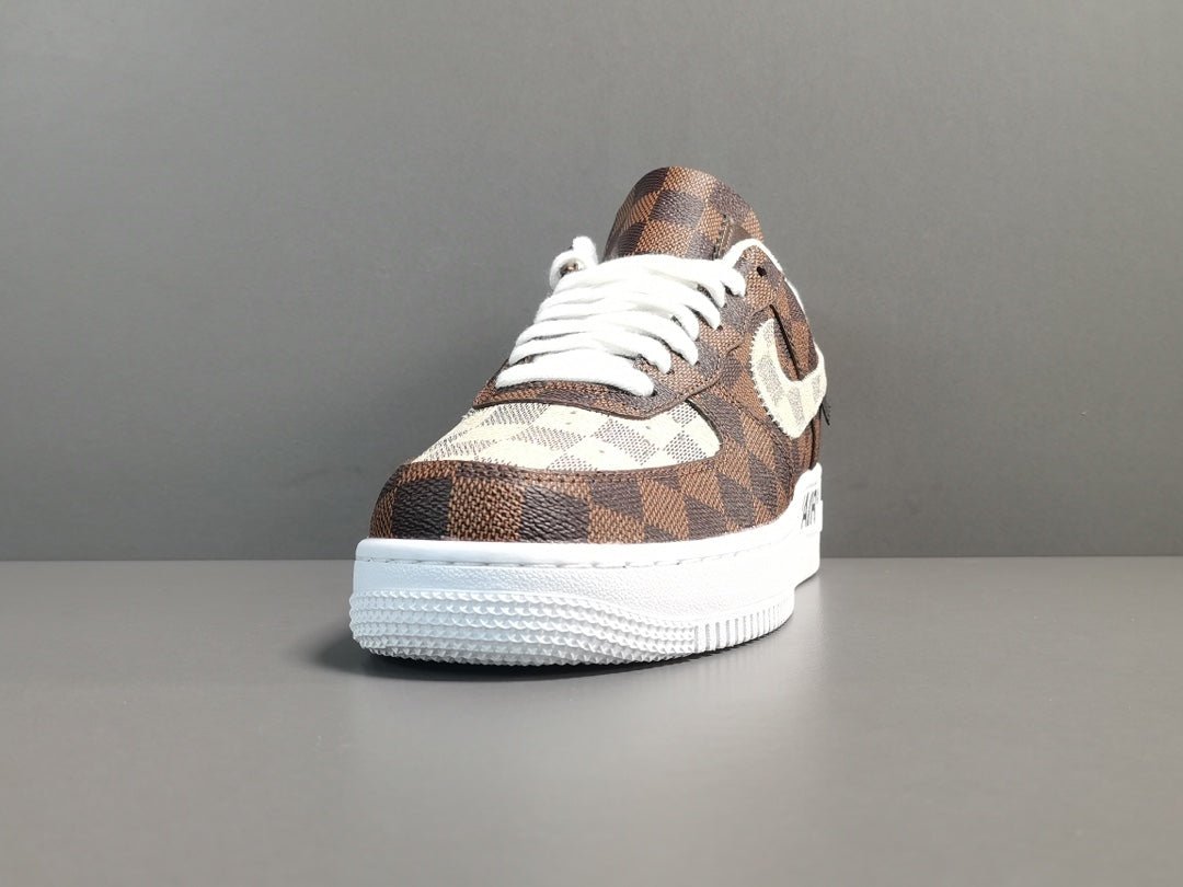 NIKE AIR FORCE 1 x LOUlS VUlTTON BROWN/WHITE - Phantom Kicks
