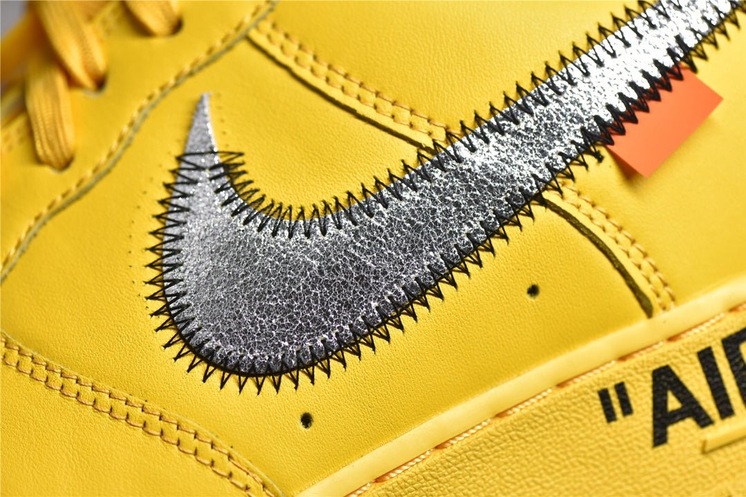 NIKE AIR FORCE 1 x OFF-WHITE ICA UNIVERSITY GOLD - Phantom Kicks