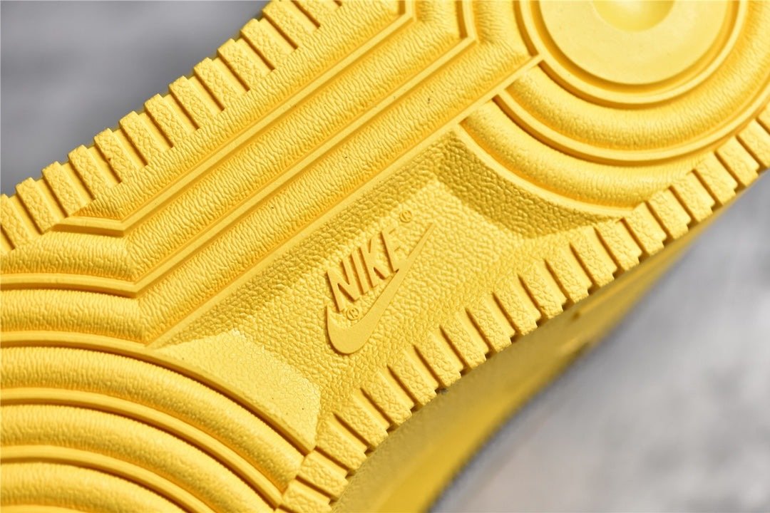 NIKE AIR FORCE 1 x OFF-WHITE ICA UNIVERSITY GOLD - Phantom Kicks