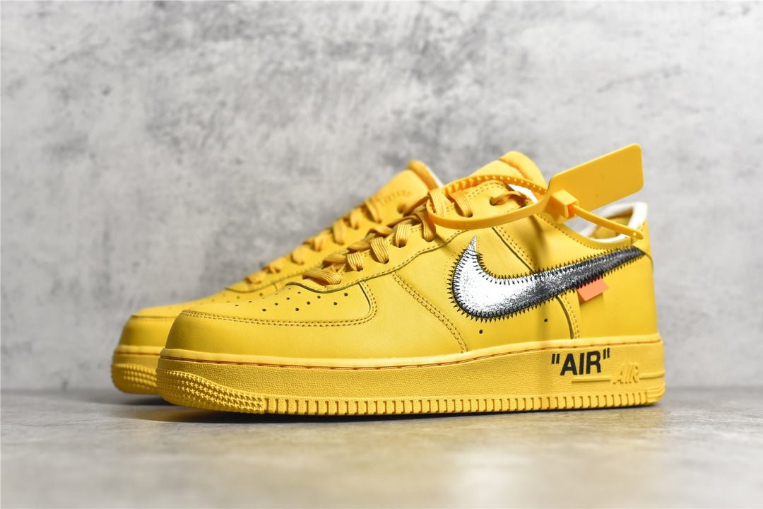 NIKE AIR FORCE 1 x OFF-WHITE ICA UNIVERSITY GOLD - Phantom Kicks