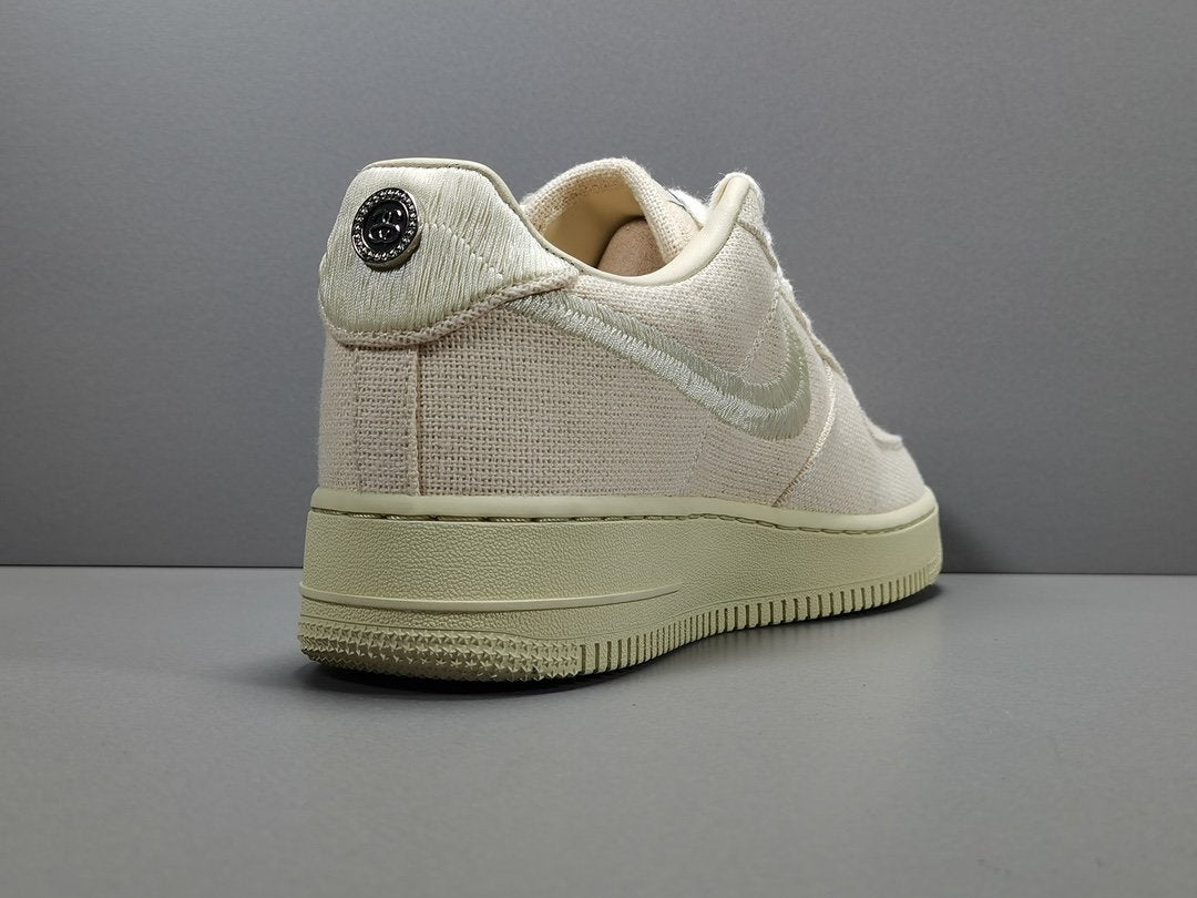 NIKE AIR FORCE 1 x STUSSY FOSSIL - Phantom Kicks