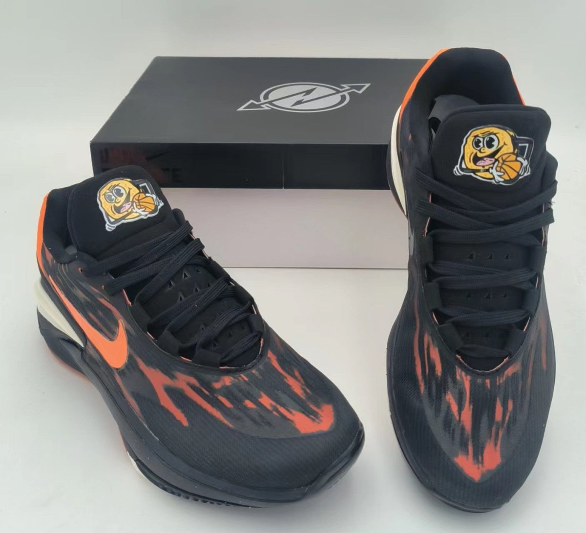 NIKE AIR ZOOM G.T. CUT 2 x BLACK PHANTOM ORANGE - Phantom Kicks