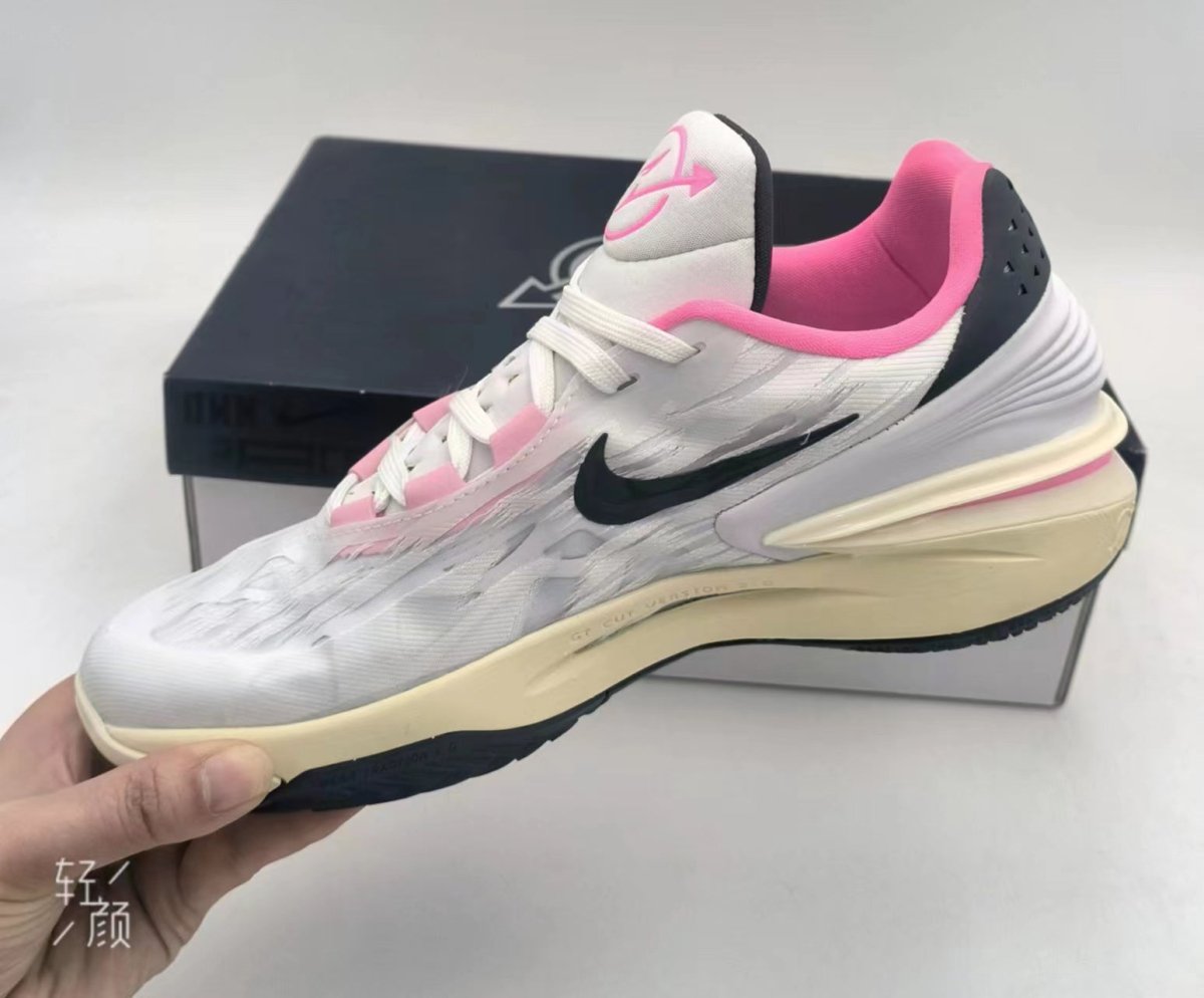 NIKE AIR ZOOM G.T. CUT 2 x COCONUT MILK PINK SPELL - Phantom Kicks