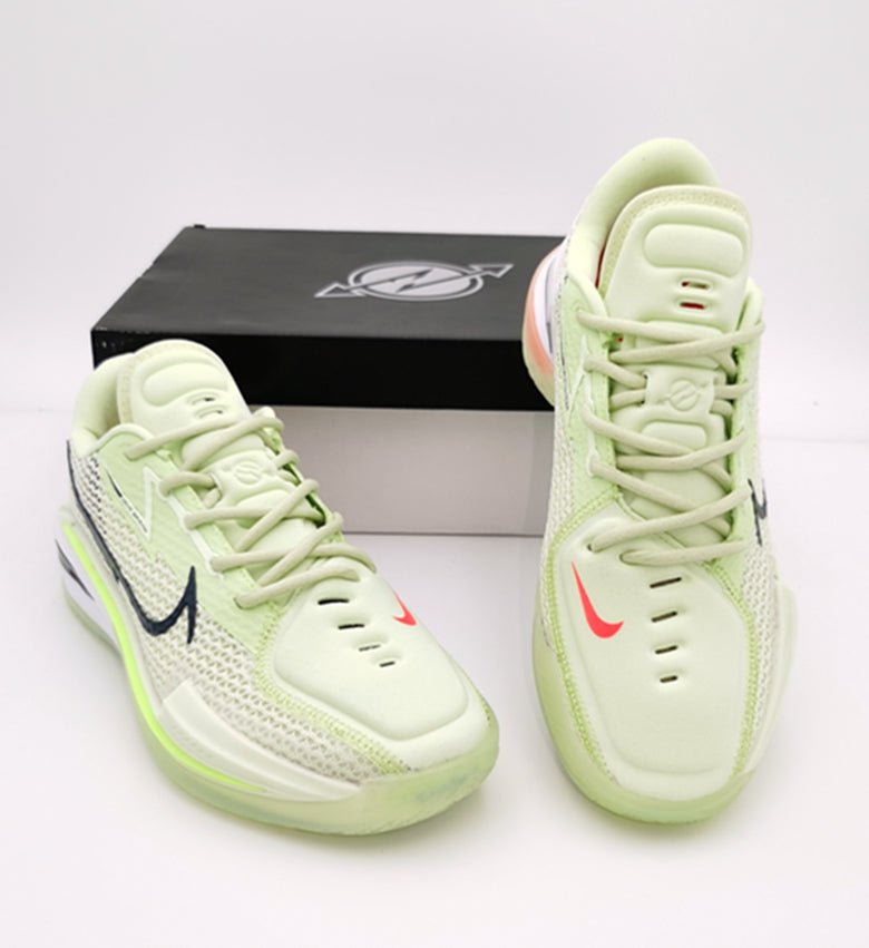 NIKE AIR ZOOM G.T. CUT x GRINCH - Phantom Kicks
