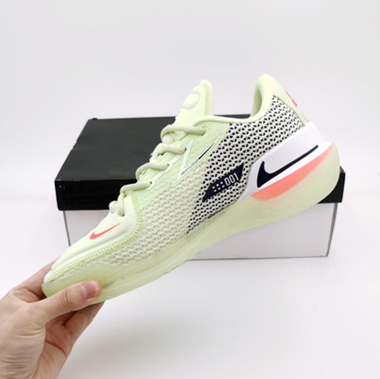 NIKE AIR ZOOM G.T. CUT x GRINCH - Phantom Kicks