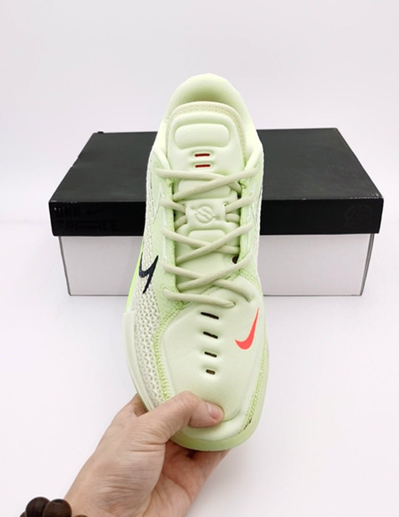 NIKE AIR ZOOM G.T. CUT x GRINCH - Phantom Kicks