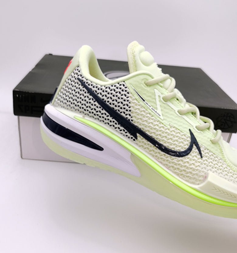 NIKE AIR ZOOM G.T. CUT x GRINCH - Phantom Kicks