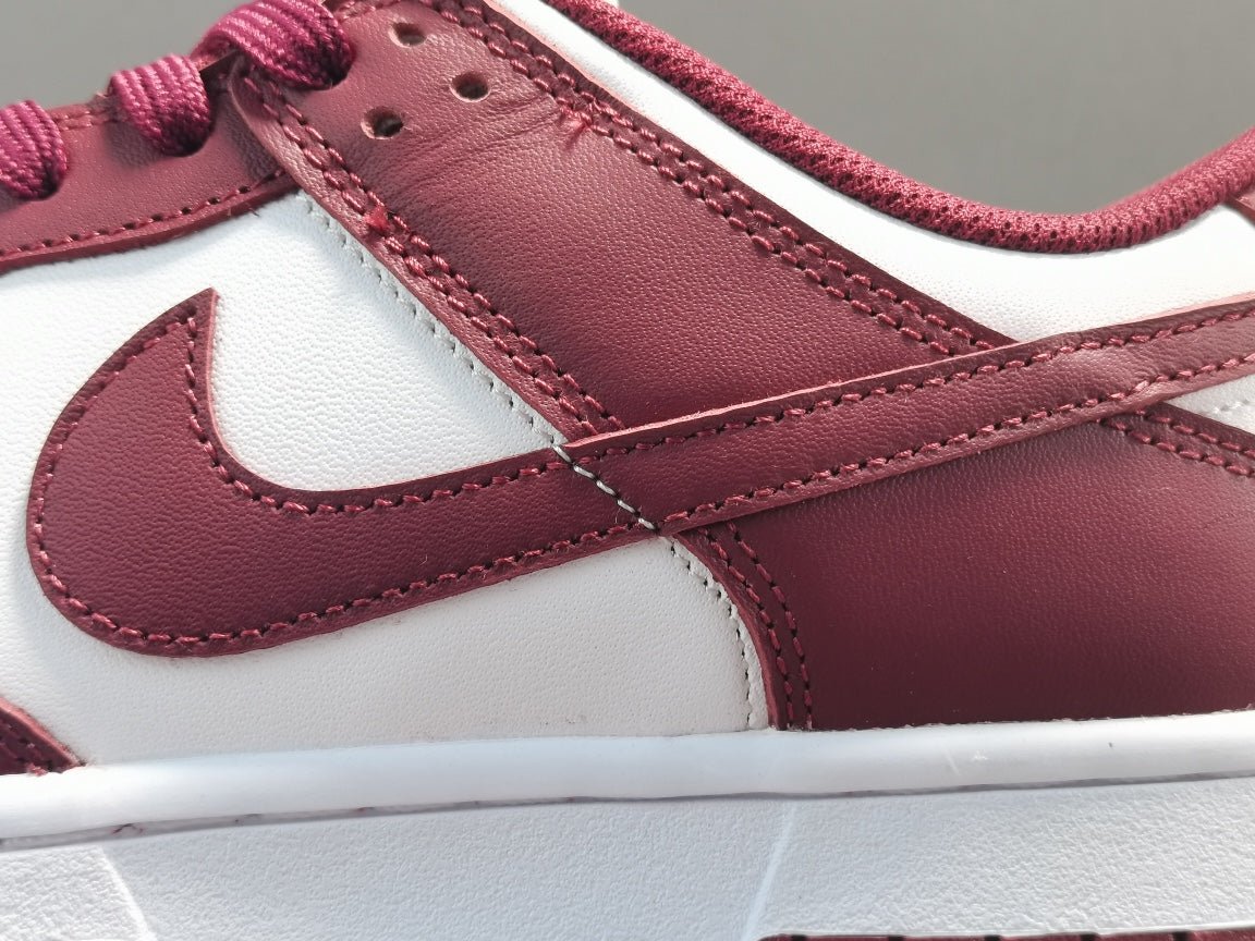 NIKE DUNK x BORDEAUX - Phantom Kicks