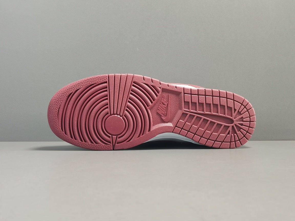 NIKE DUNK x BORDEAUX - Phantom Kicks