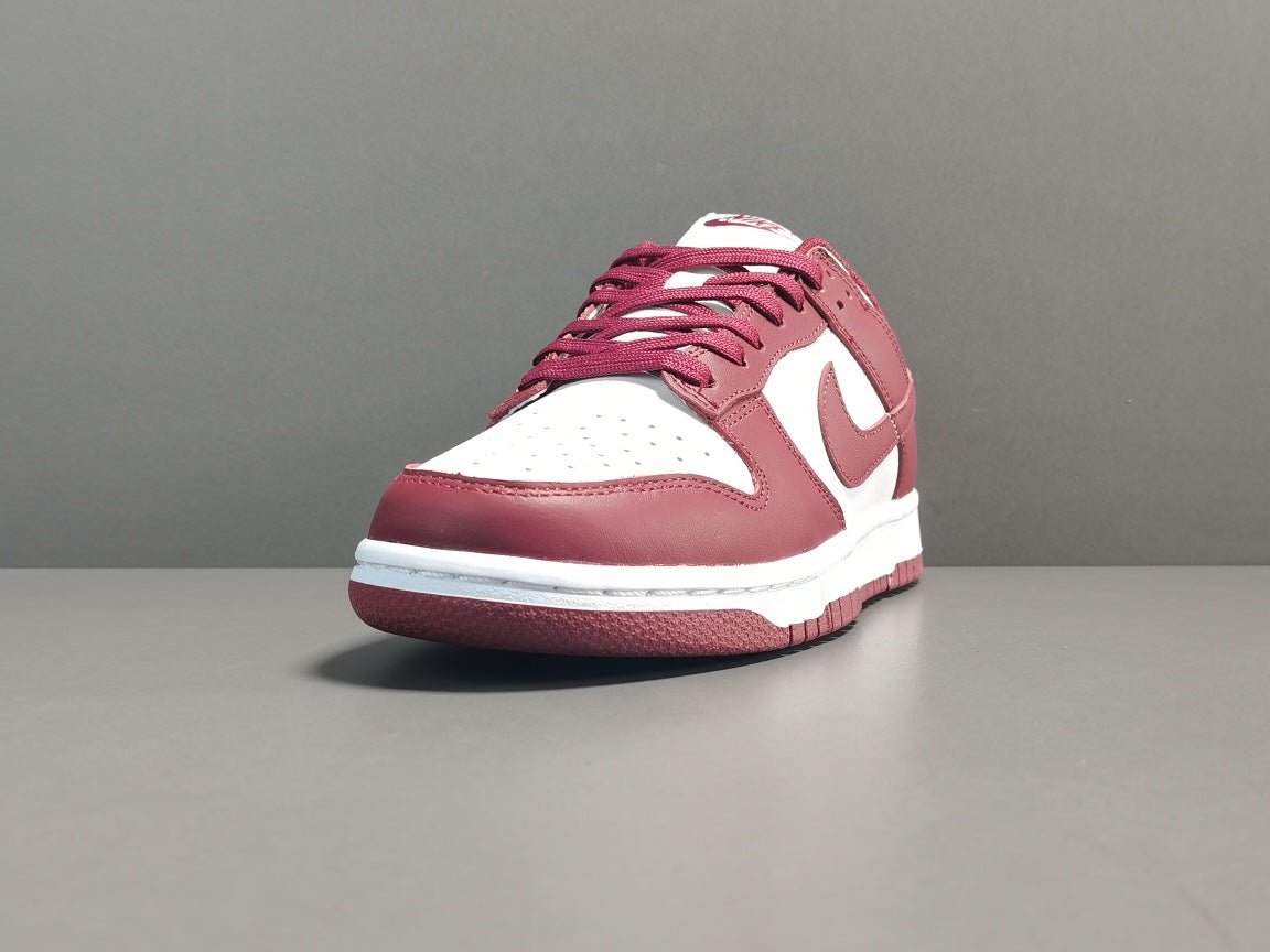 NIKE DUNK x BORDEAUX - Phantom Kicks