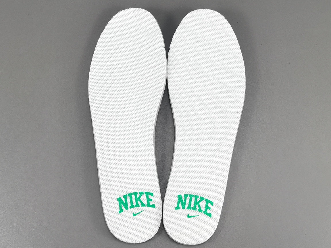 NIKE DUNK x CELTICS - Phantom Kicks