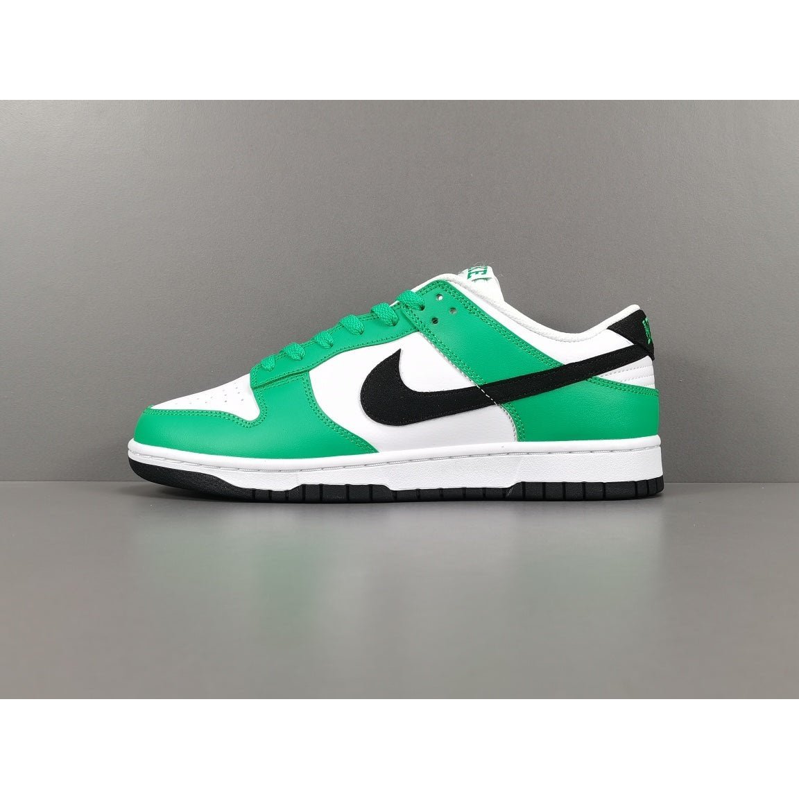 NIKE DUNK x CELTICS - Phantom Kicks