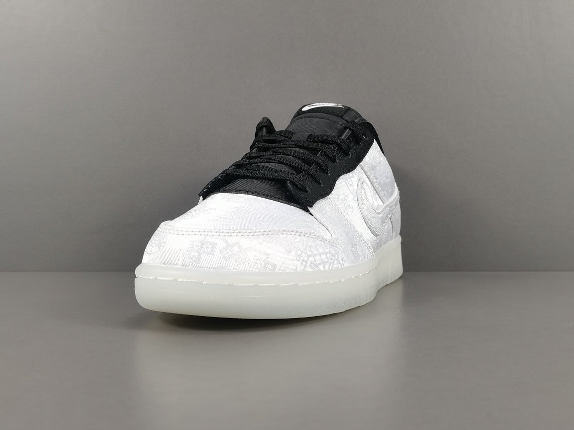 NIKE DUNK x CLOT FRAGMENT WHITE - Phantom Kicks
