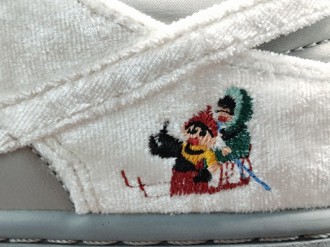 NIKE DUNK x ICE - Phantom Kicks