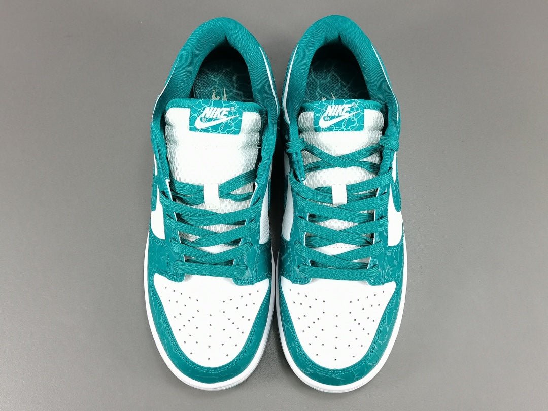 NIKE DUNK x OCEAN - Phantom Kicks