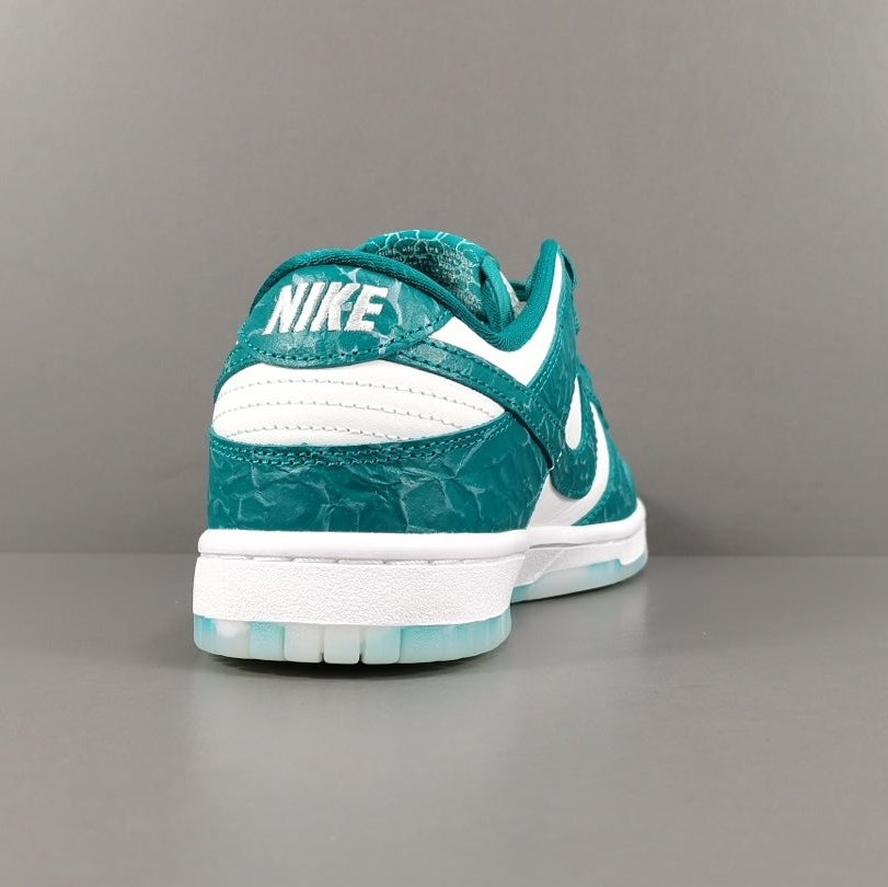 NIKE DUNK x OCEAN - Phantom Kicks