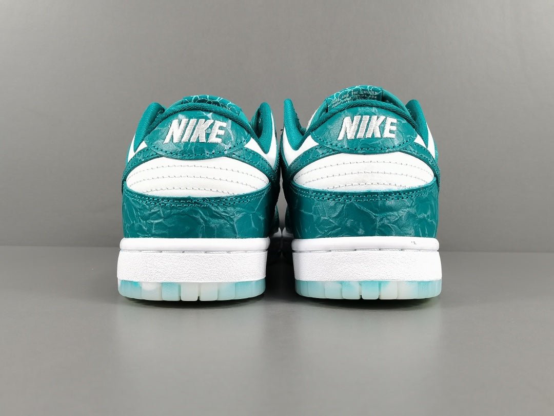 NIKE DUNK x OCEAN - Phantom Kicks