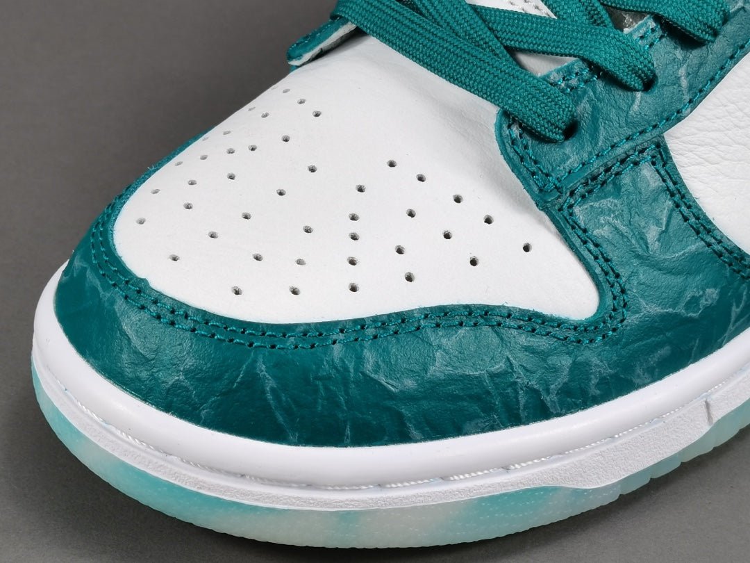 NIKE DUNK x OCEAN - Phantom Kicks