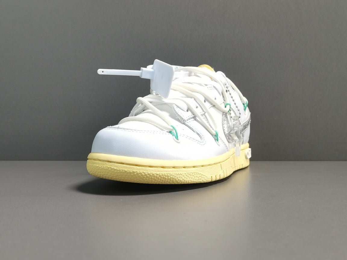 NIKE DUNK x OFF-WHITE LOT 01 - Phantom Kicks