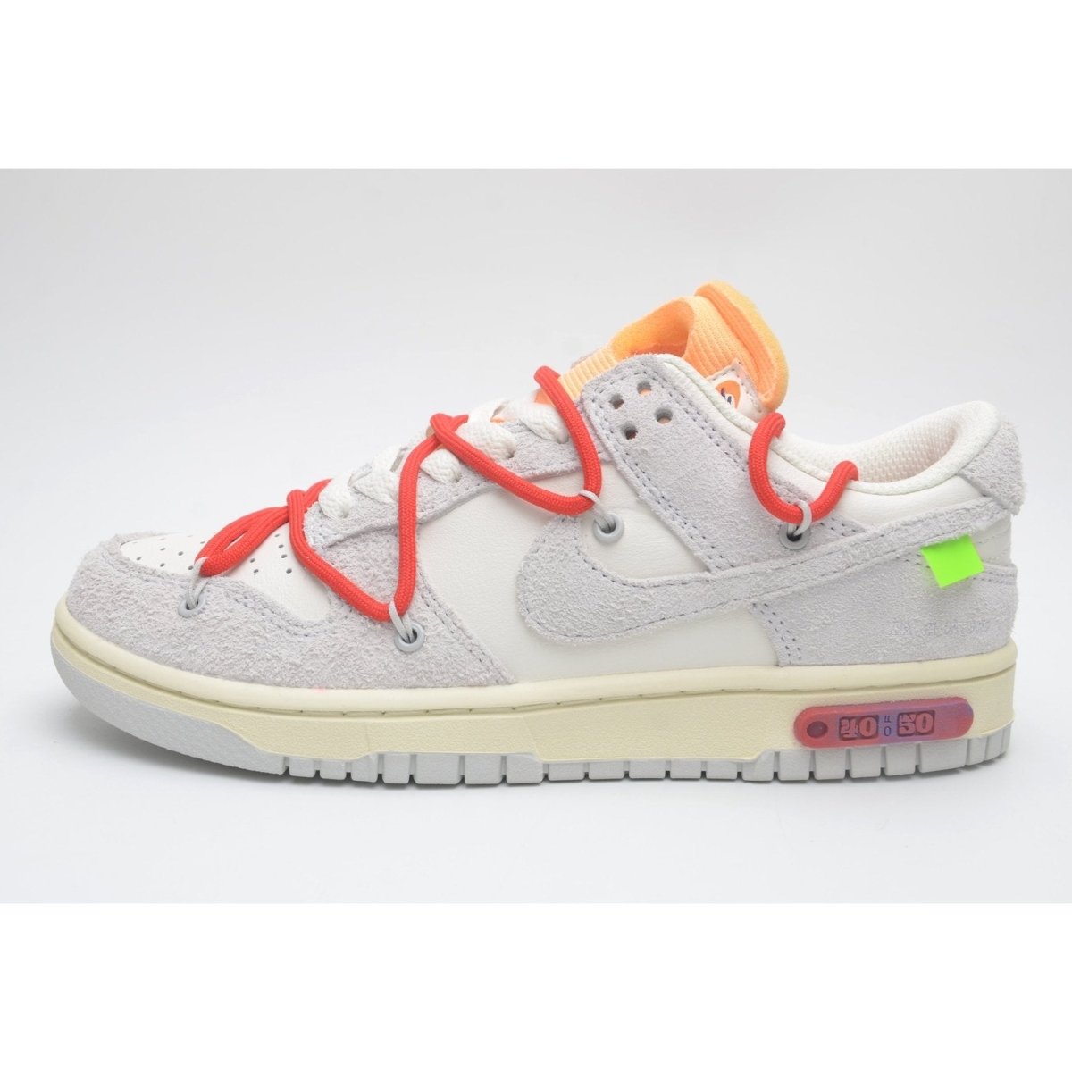 NIKE DUNK x OFF-WHITE LOT 40 - Phantom Kicks