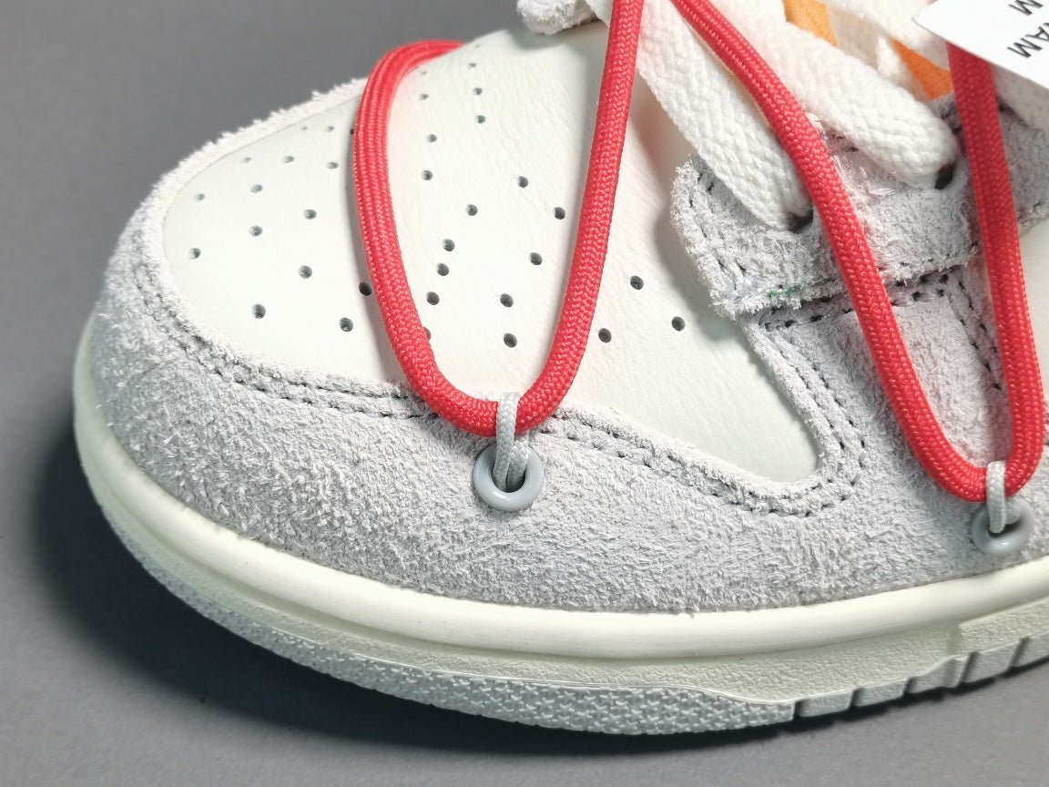 NIKE DUNK x OFF-WHITE LOT 40 - Phantom Kicks