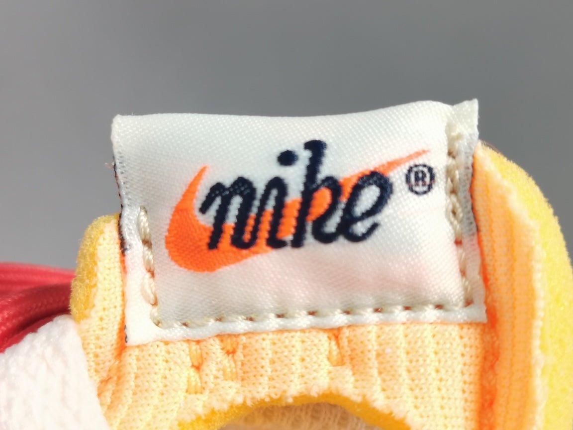 NIKE DUNK x OFF-WHITE LOT 40 - Phantom Kicks