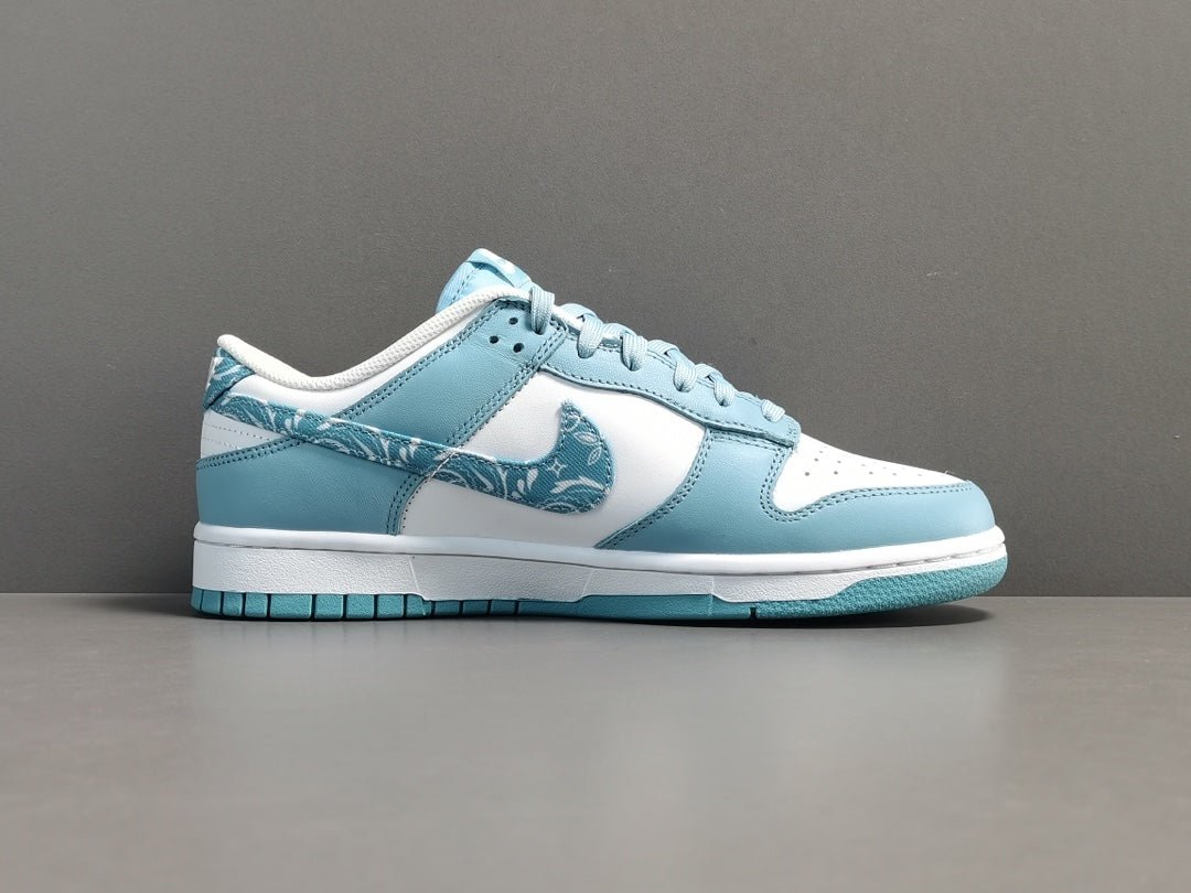 NIKE DUNK x PAISLEY PACK WORN BLUE - Phantom Kicks