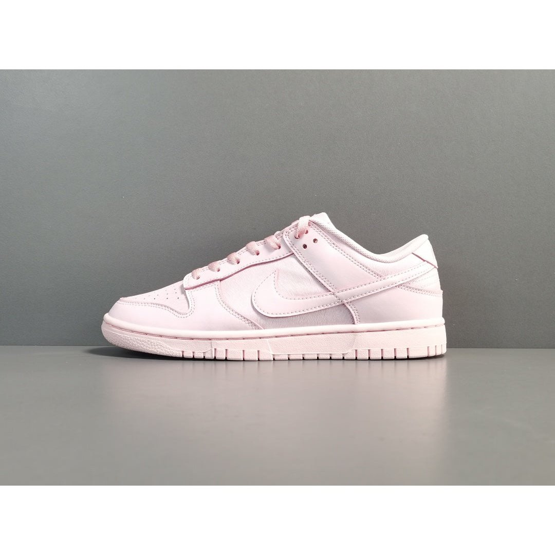 NIKE DUNK x PRISM PINK - Phantom Kicks