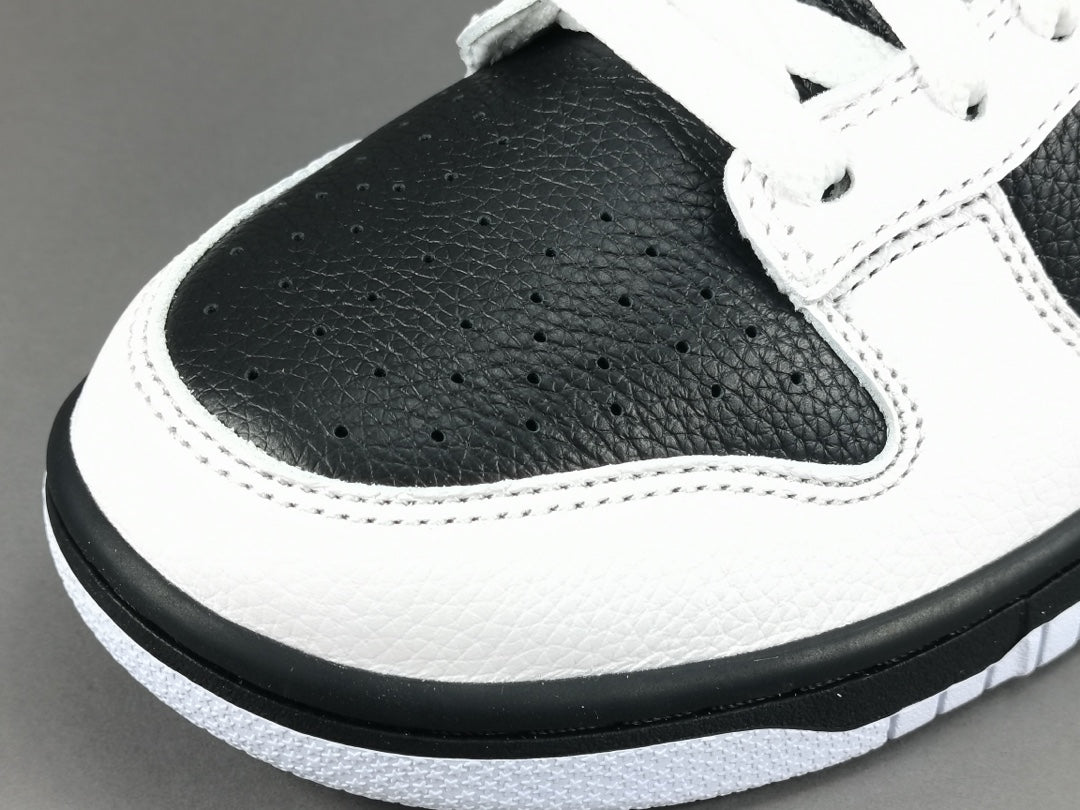 NIKE DUNK x REVERSE PANDA - Phantom Kicks