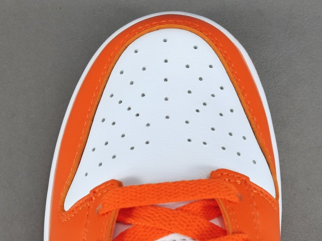 NIKE DUNK x SYRACUSE - Phantom Kicks