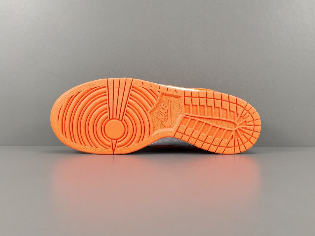 NIKE DUNK x SYRACUSE - Phantom Kicks