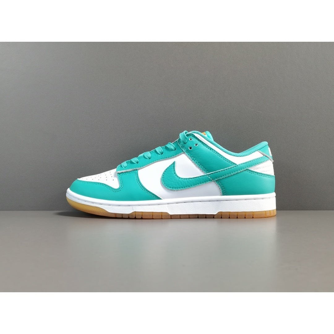 NIKE DUNK x TEAL ZEAL - Phantom Kicks