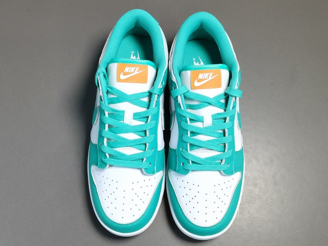 NIKE DUNK x TEAL ZEAL - Phantom Kicks
