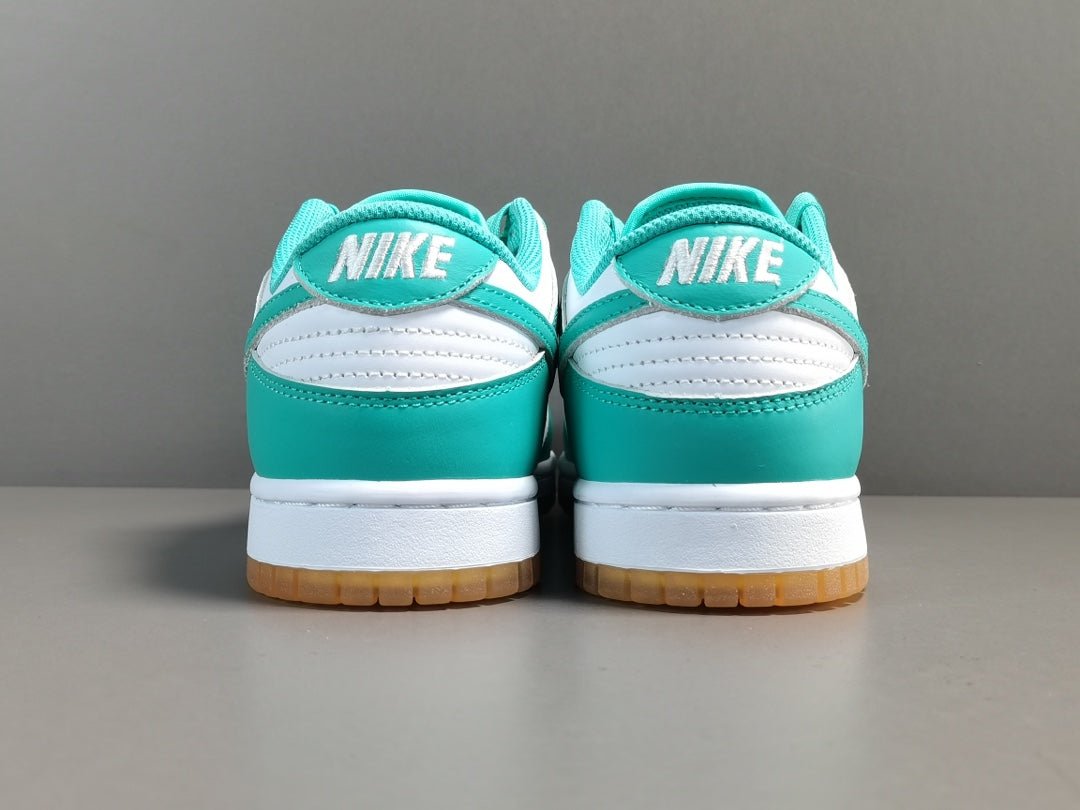 NIKE DUNK x TEAL ZEAL - Phantom Kicks
