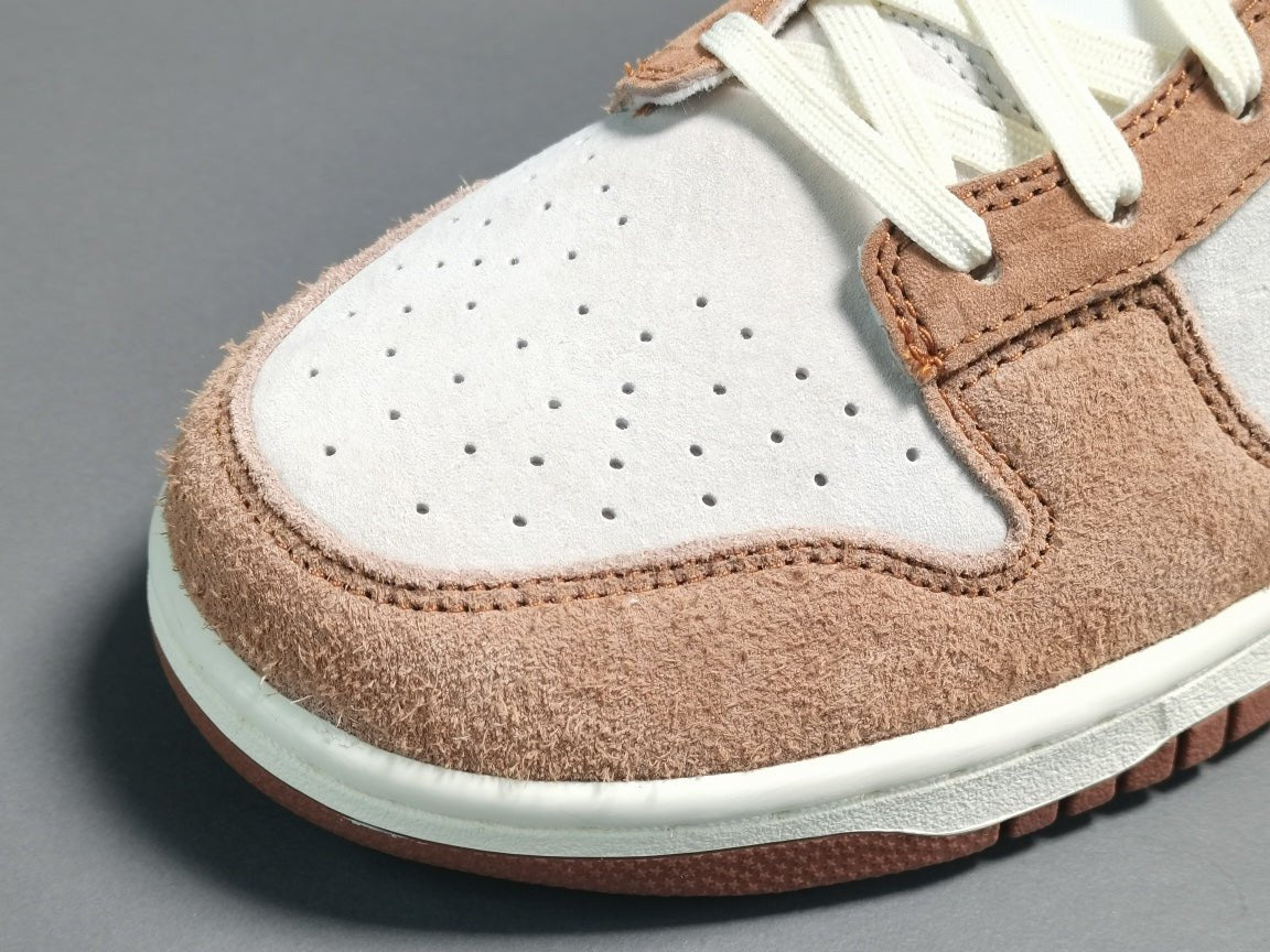 NIKE DUNK x TRD - Phantom Kicks